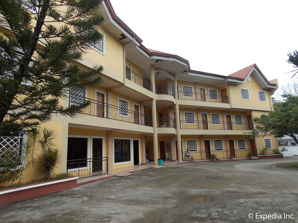 Tubod Flowing Waters Resort 8/49