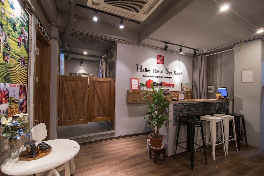 Soft Pillow Hostel - Adults Only 5/45