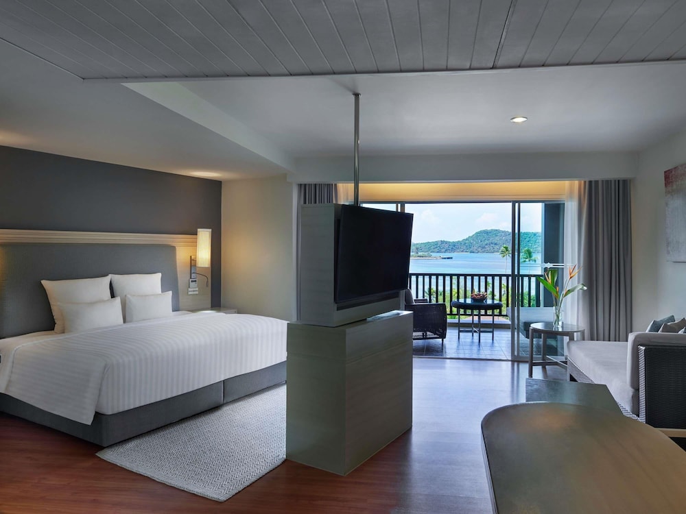 Pullman Phuket Panwa Beach Resort in Wichit