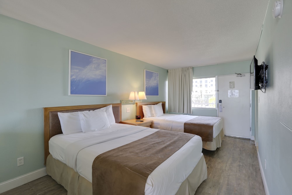 Beachview Inn Clearwater Beach 21/60