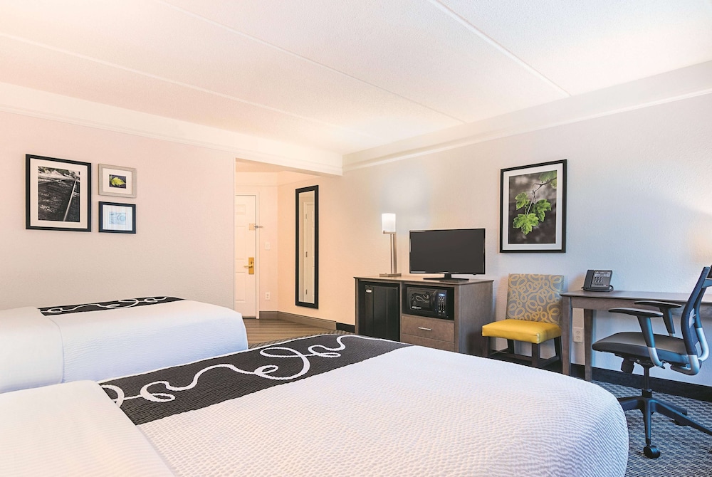 La Quinta Inn & Suites by Wyndham Atlanta Conyers 15/46