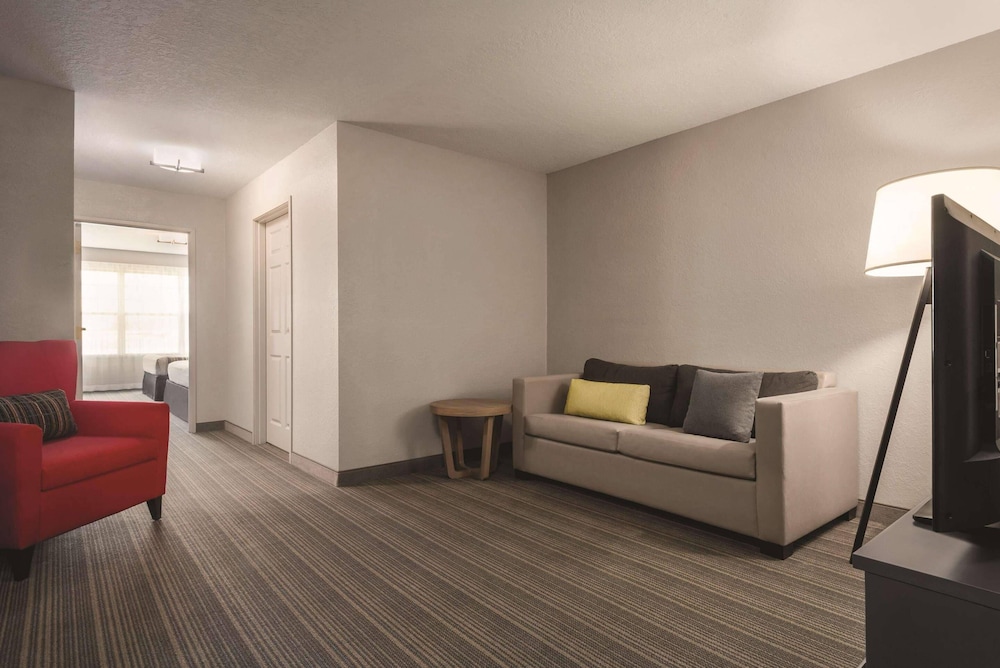 Country Inn Suites By Radisson Green Bay East Wi 45/55