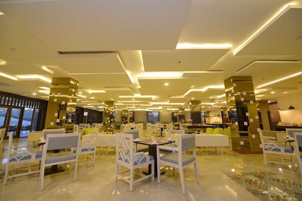 Grand Tjokro Balikpapan 47/55