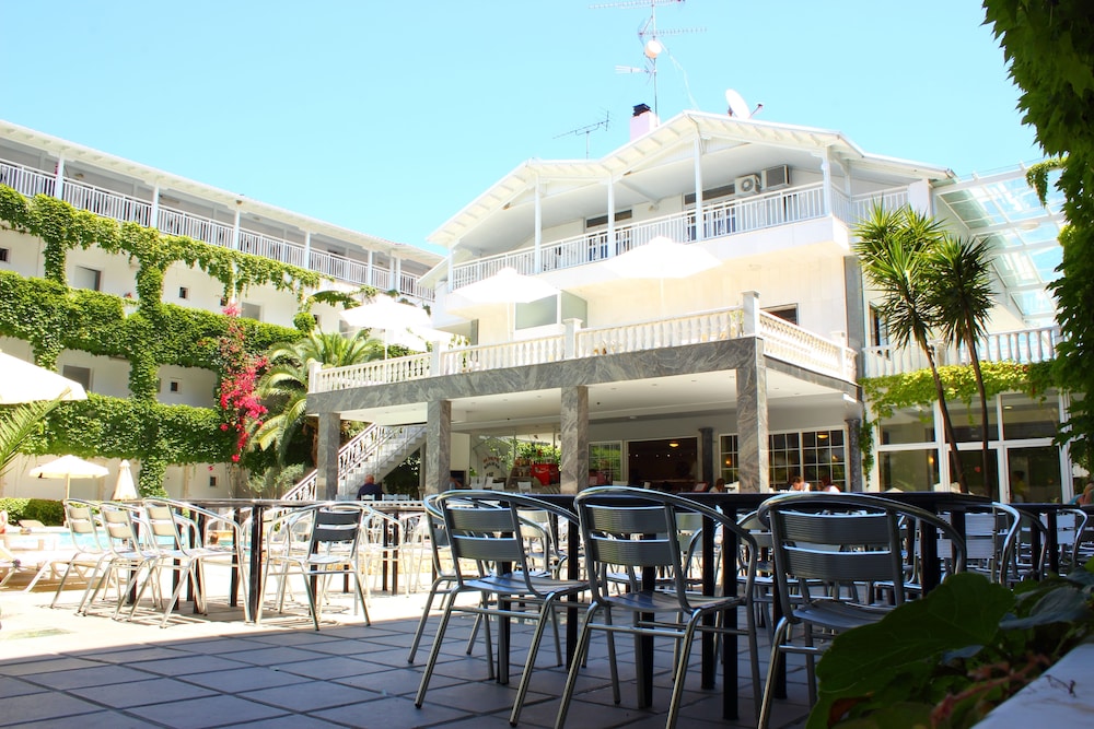 Olympic Kosmas Hotel 54/61