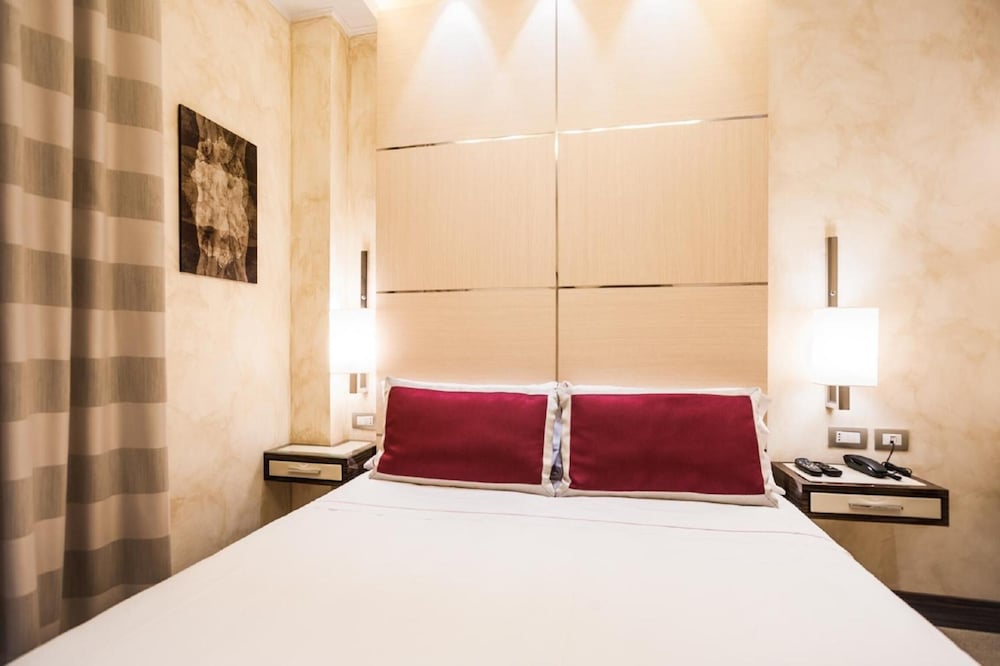 MAISON CANDIA LUXURY HOUSE 16/38