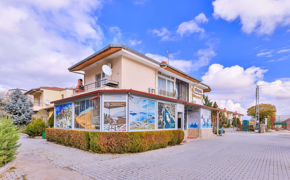 Dundar Termal Villa Otel 1/48