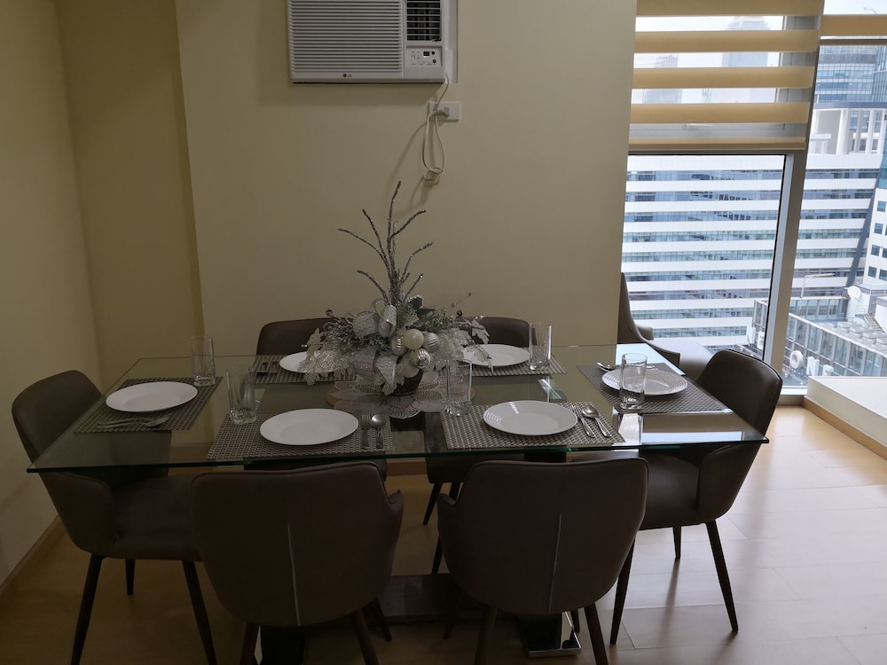 Avant Apartments At The Fort 34/49