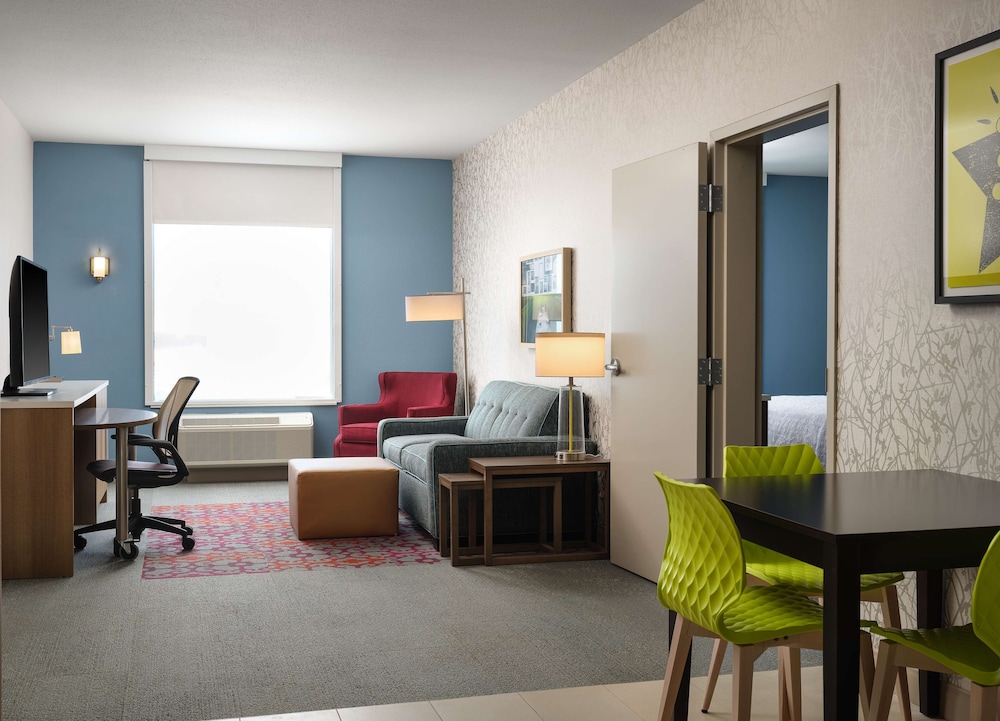 Home2 Suites by Hilton Tupelo, MS 40/44