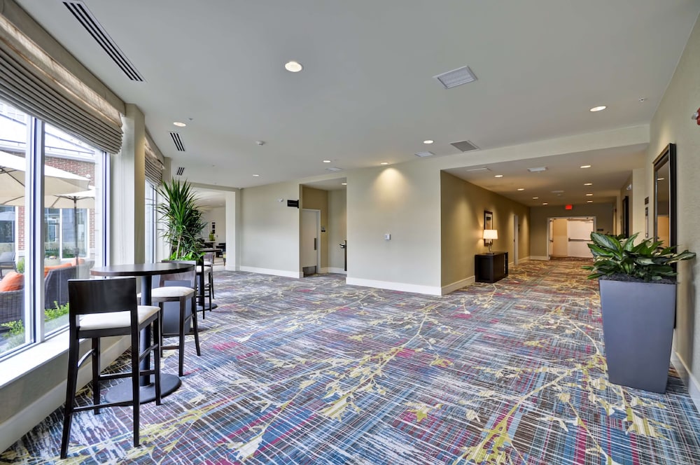Hilton Garden Inn Detroit Troy 23/79