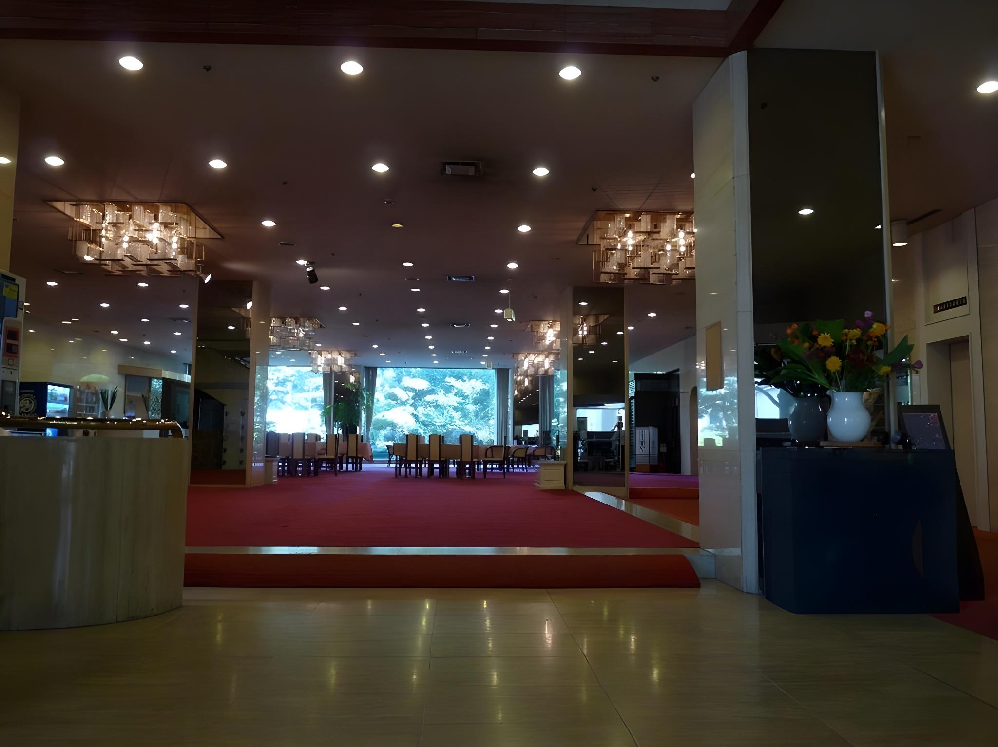 Royal Hotel Miyakonojo 6/28