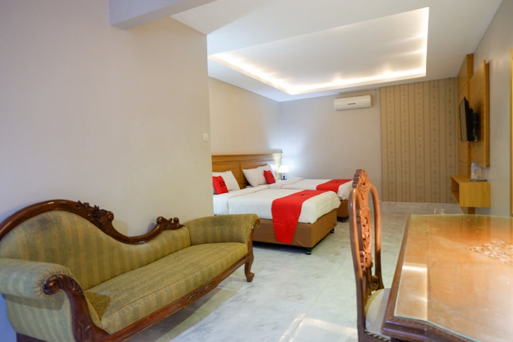RedDoorz Plus @ Hotel Srikandi Kendari 28/50