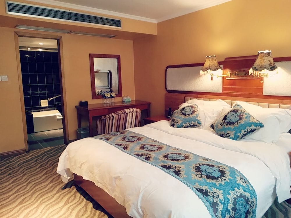 BUSINESS, DOUBLE BED