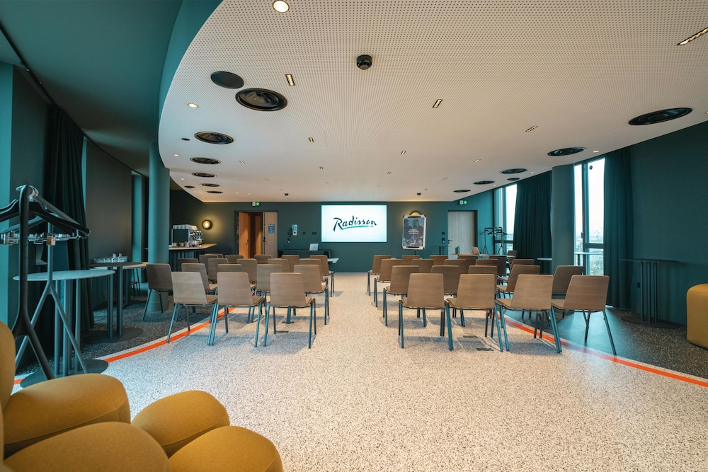 Radisson Hotel Reims 18/31