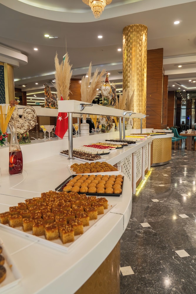 Maxwell Resort Hotel & Spa 6/50