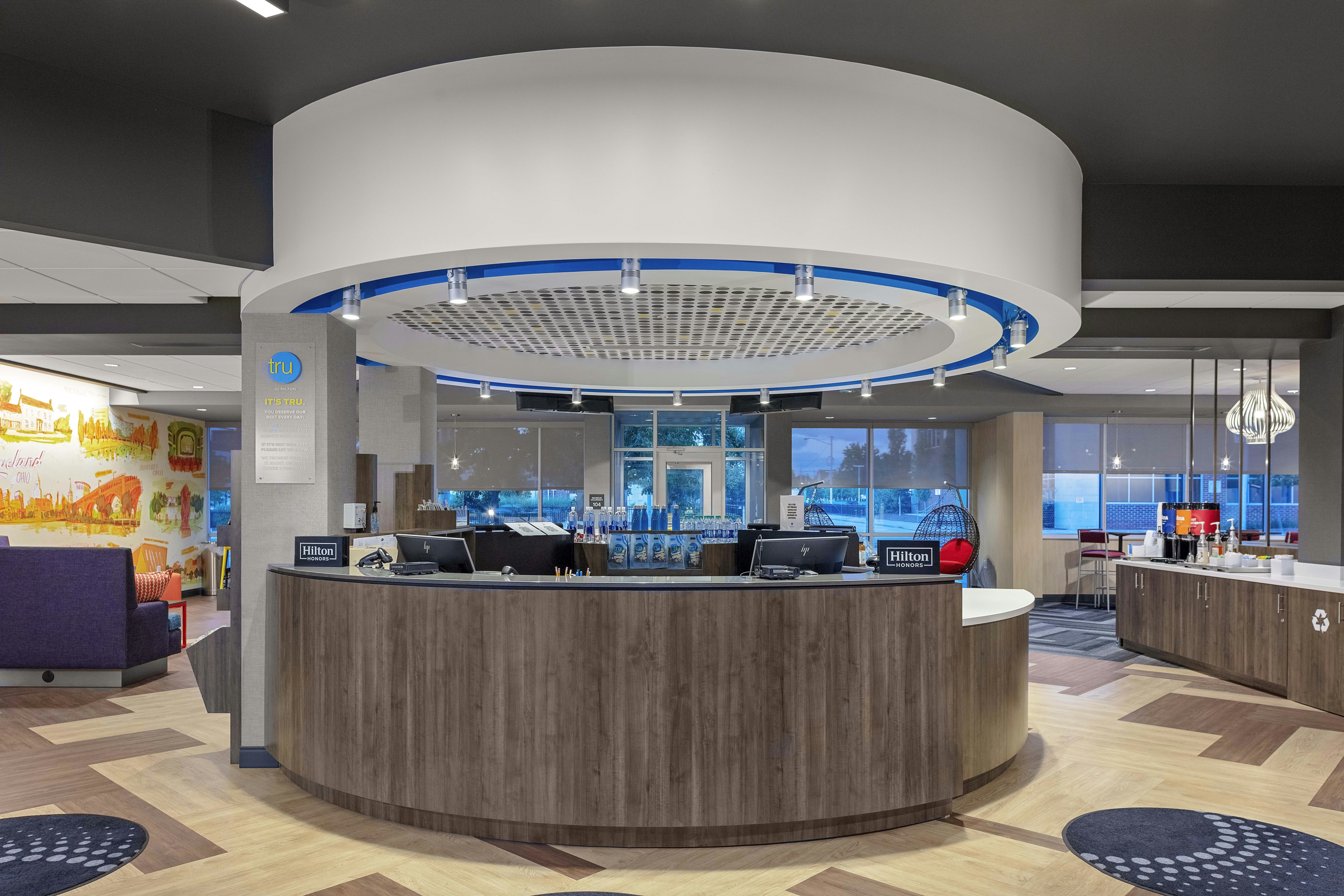 Lobby at Tru By Hilton Cleveland Midtown, CLEVELAND - OH