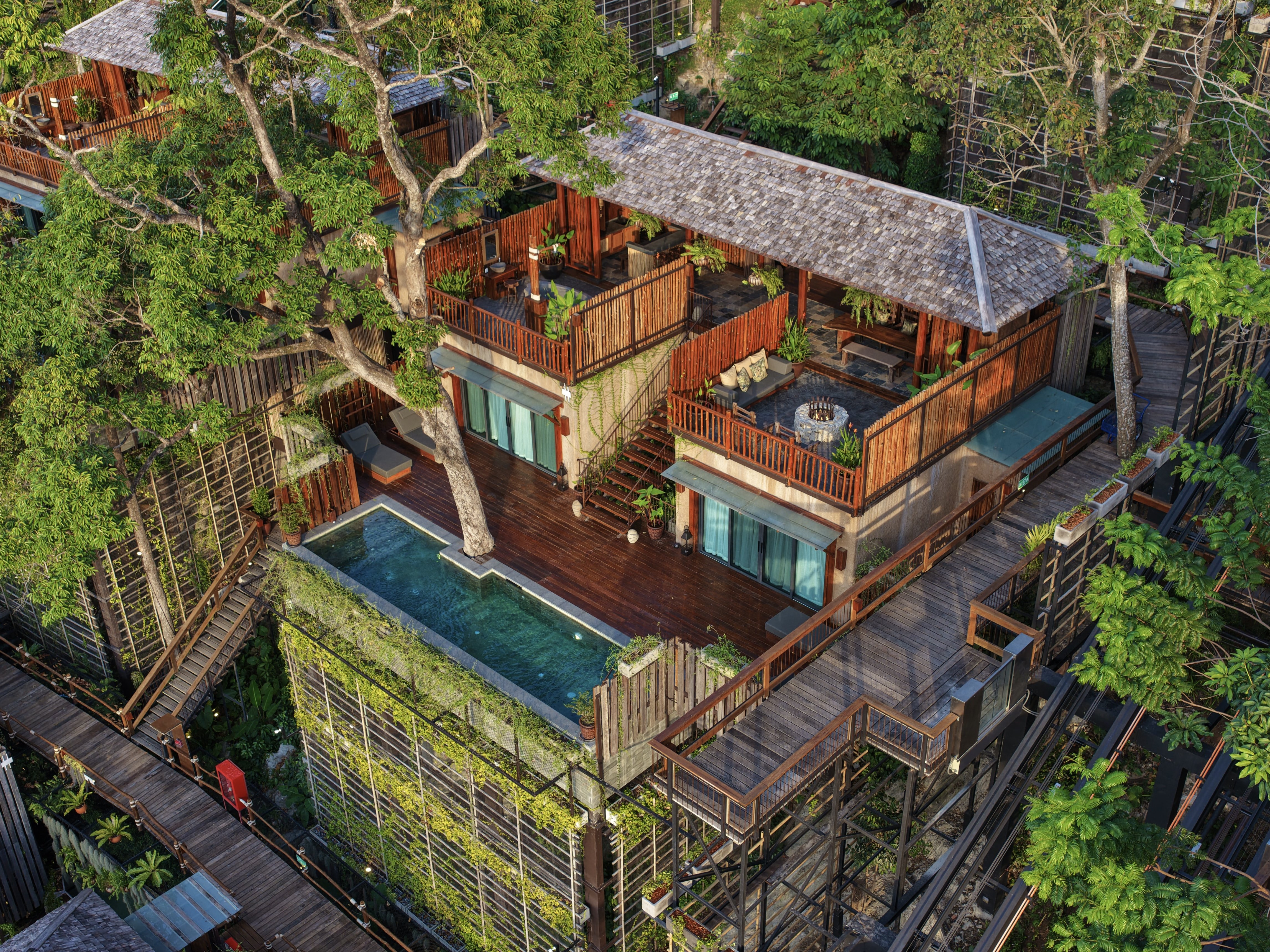 Dinso Resort in PATONG BEACH