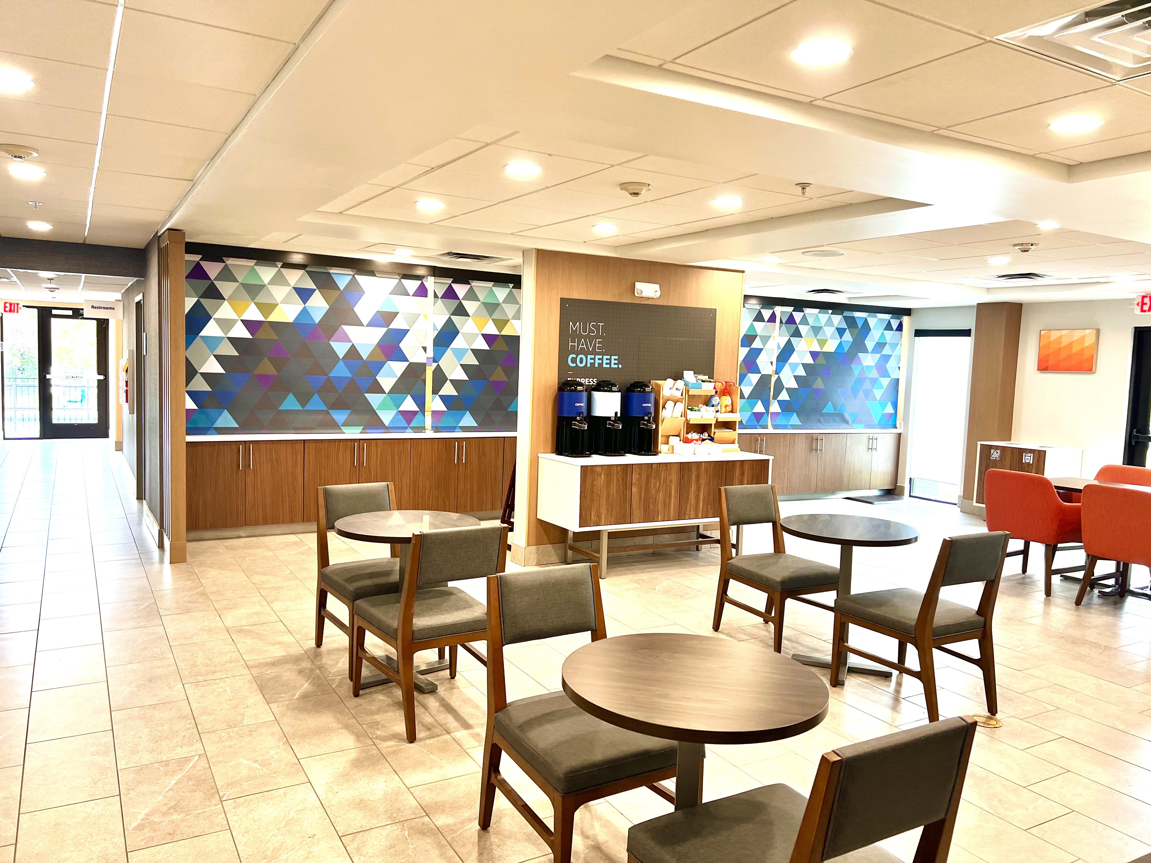 Holiday Inn Express Madison 31/45