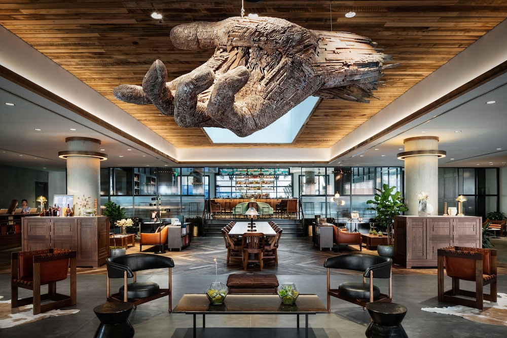 The Maven Hotel At Dairy Block 67/83