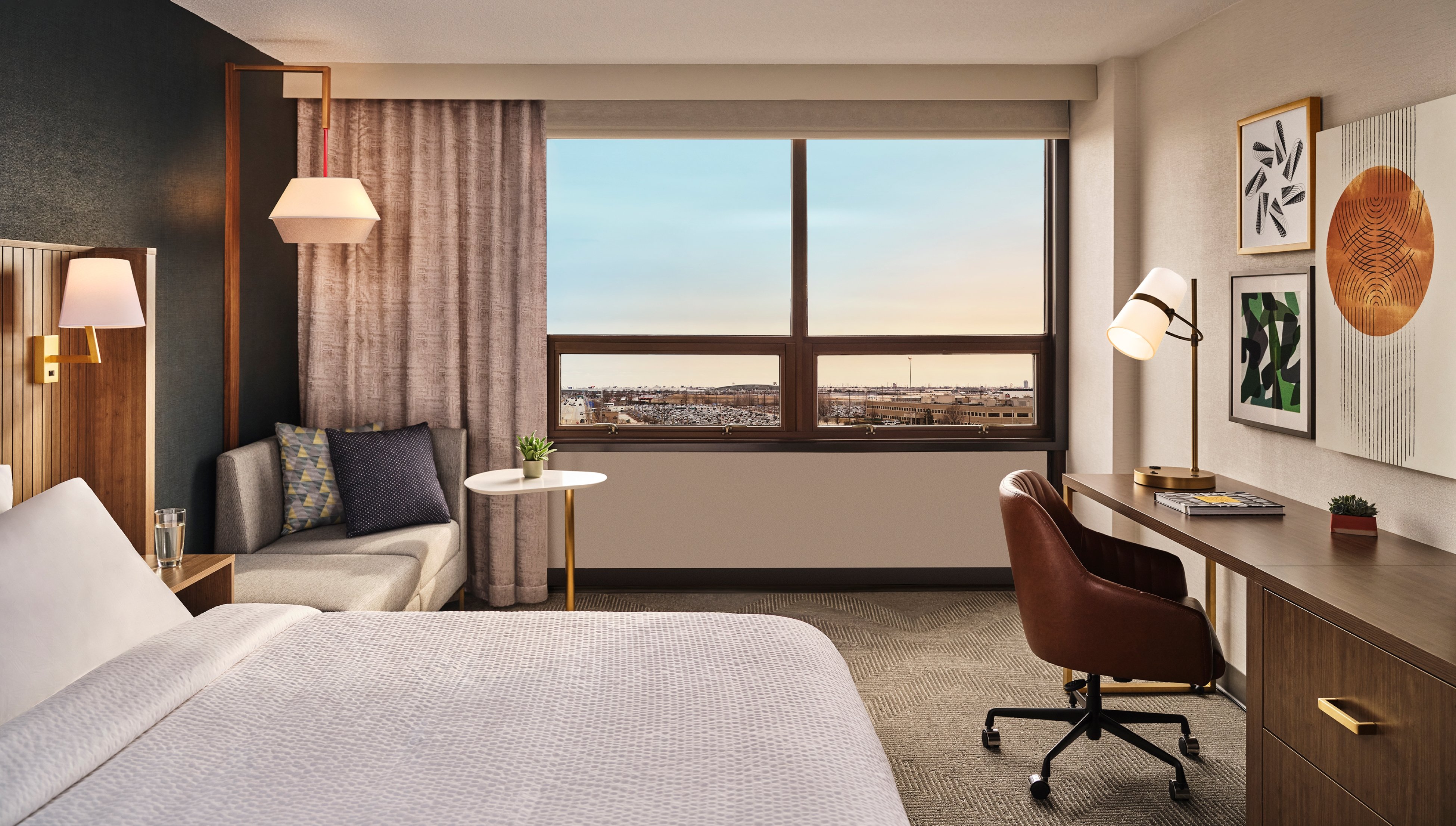 Premium, King Bed, Airport View, Accessible، Holiday Inn Chicago O Hare Rosemont 5/5
