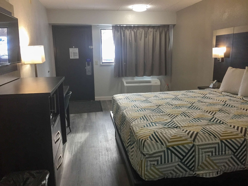 Motel6 Burnsville, MN 29/46