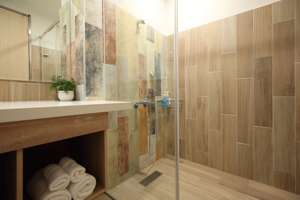 Hai Sheng Wei B&B 48/50