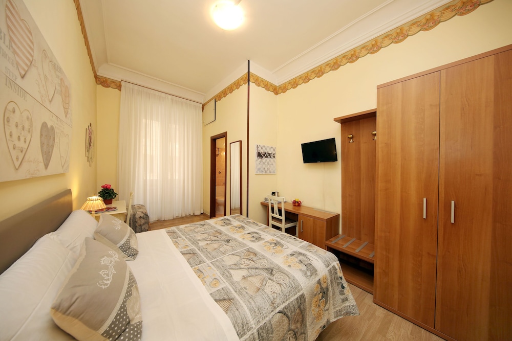 Tibullo Guesthouse 25/72