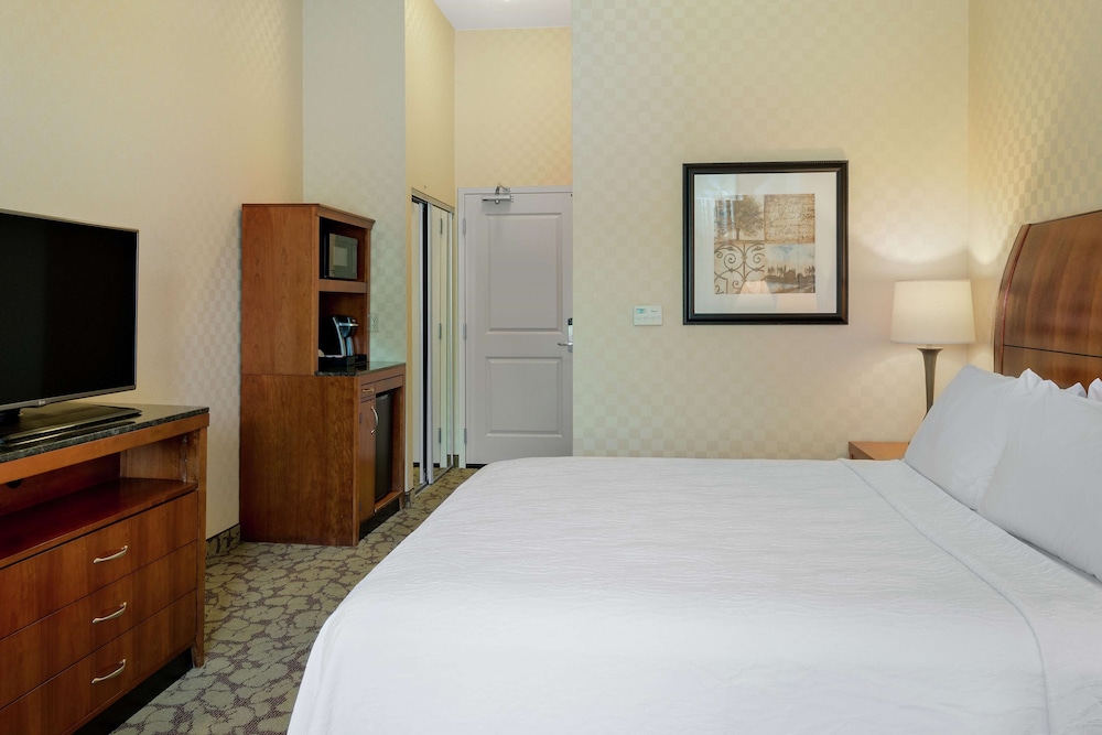 HILTON GARDEN INN SACRAMENTO ELK GROVE 9/51