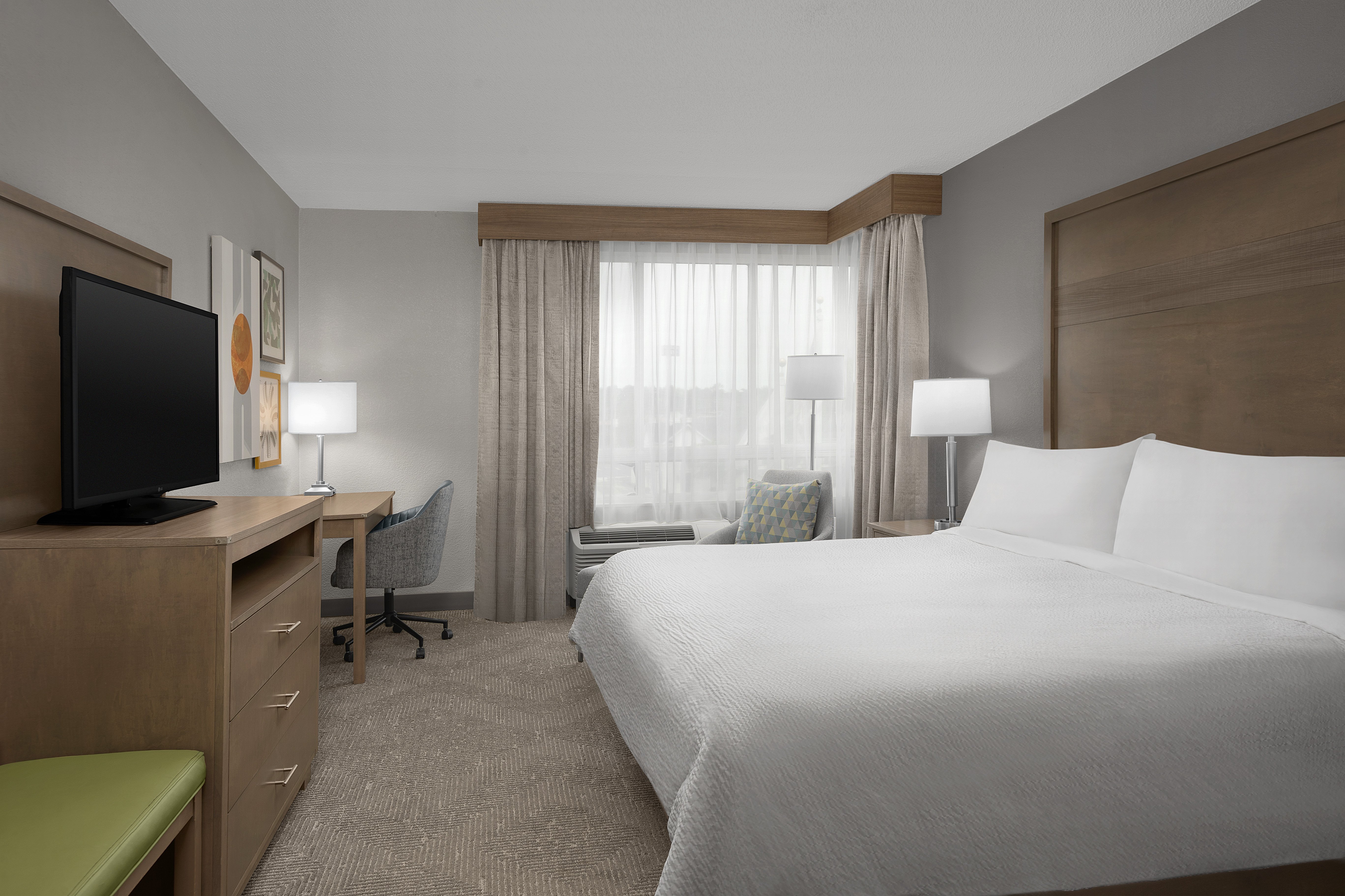 غرفة بسرير كينج، Holiday Inn Santee 2/2