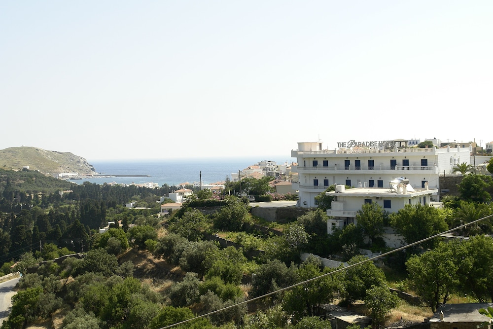 Paradise Art Hotel in ANDROS