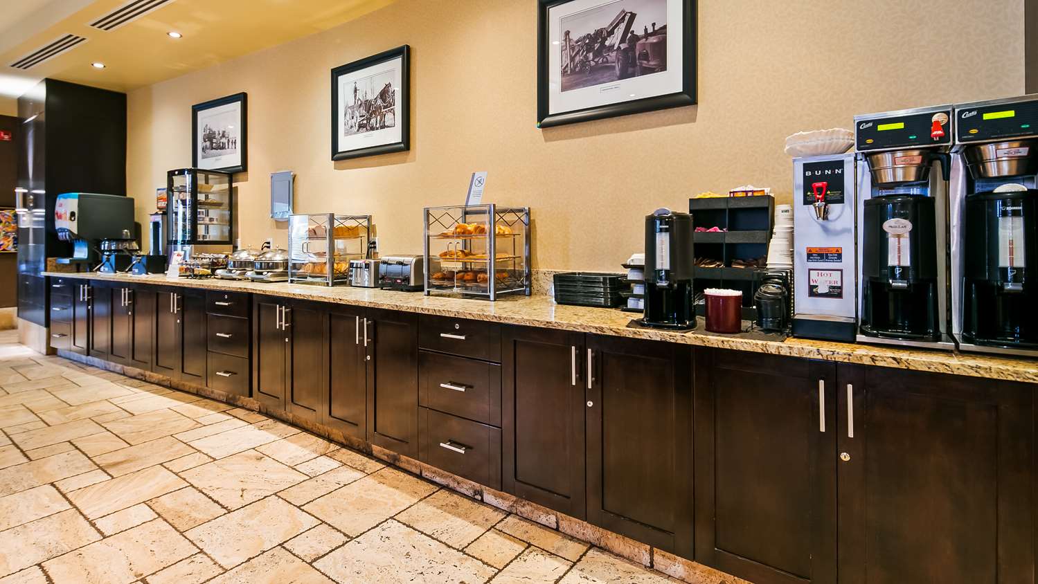 Best Western Sunrise Inn and Suites 2/21