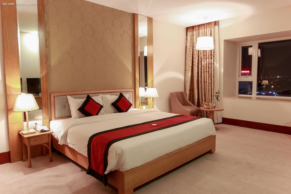 Sai Gon Dong Ha Hotel 25/73