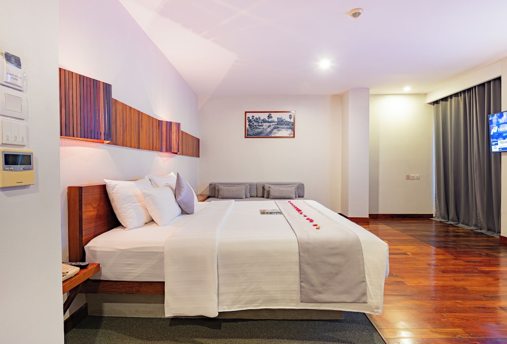 Somadevi Residence 24/71