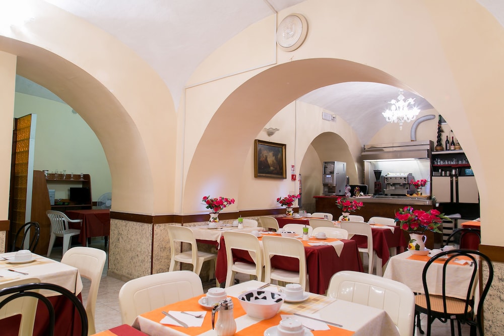 Hotel Altavilla 9 42/51