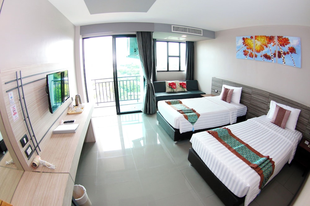 Superior, Twin Beds, City View, Balcony