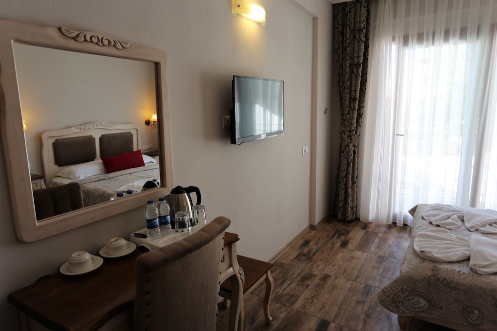 Cennet Life Hotel 52/59