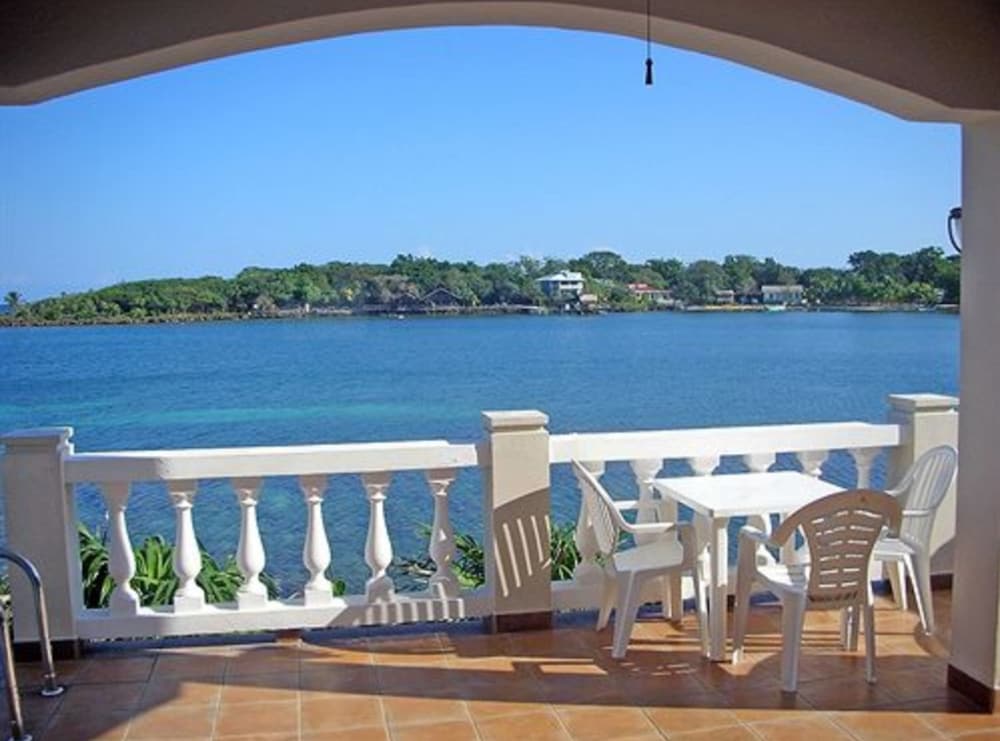 Infinity Bay Beach Resort 67/72