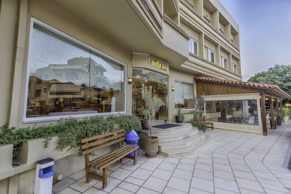 Sofia Hotel 5/43