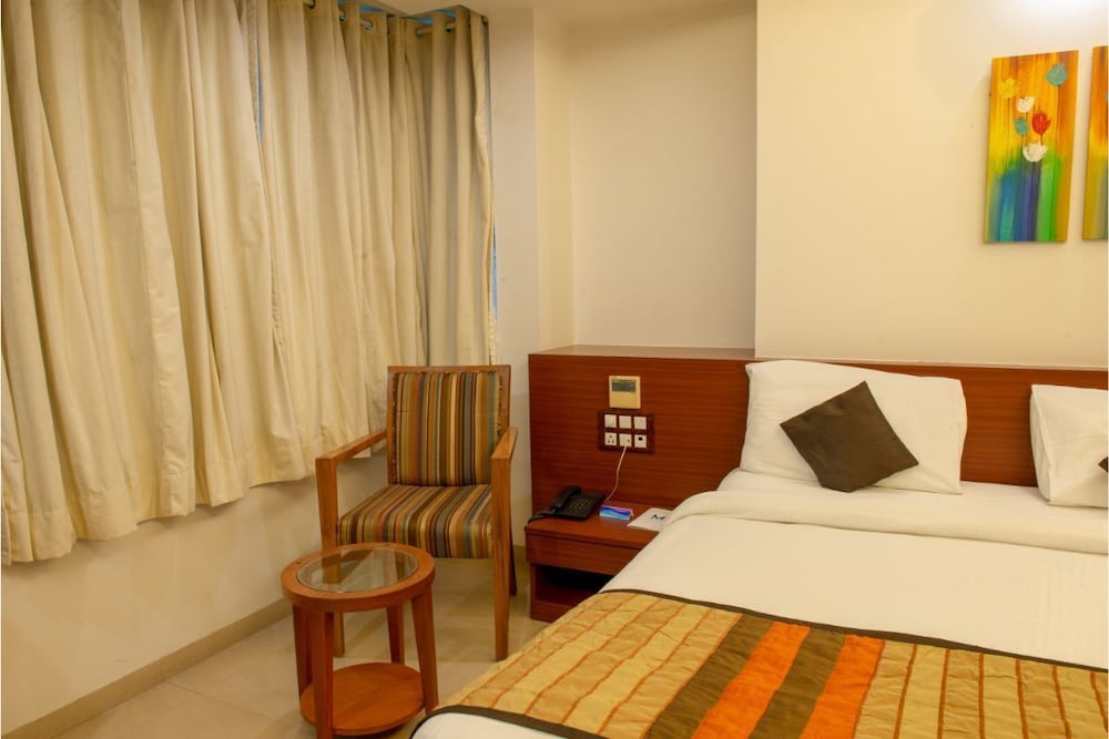 Monarch Montvert, Baner Pune 14/50