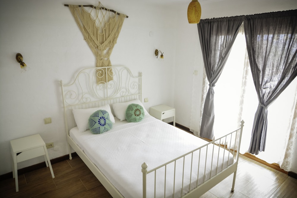 Parvaport Otel 27/48