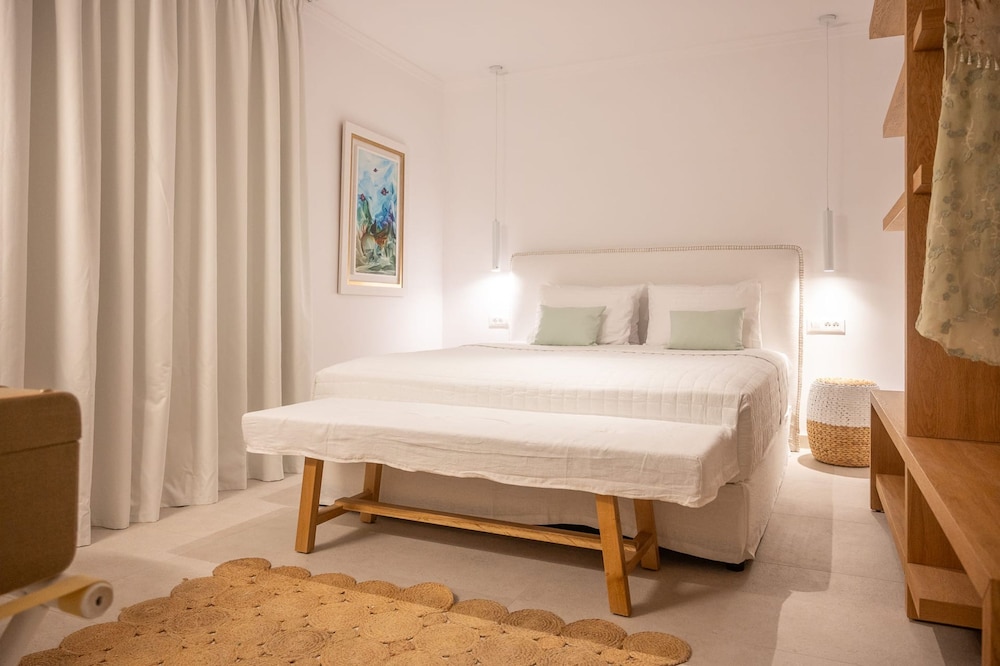 Achillion Luxury Corfu Villa 11/55