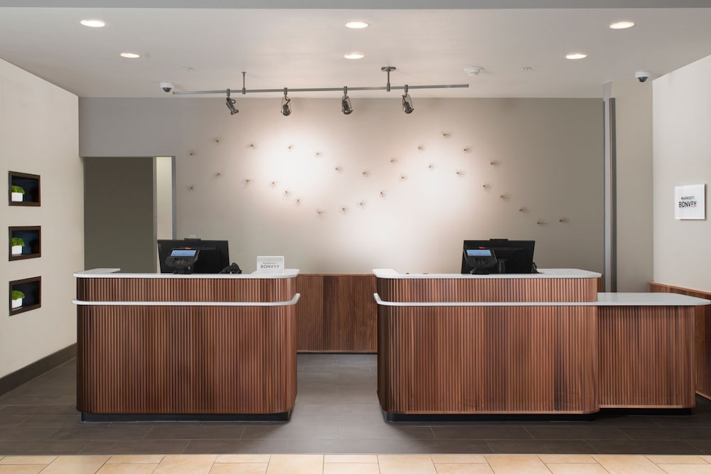 Lobby at Courtyard by Marriott Galveston Island, GALVESTON - TX