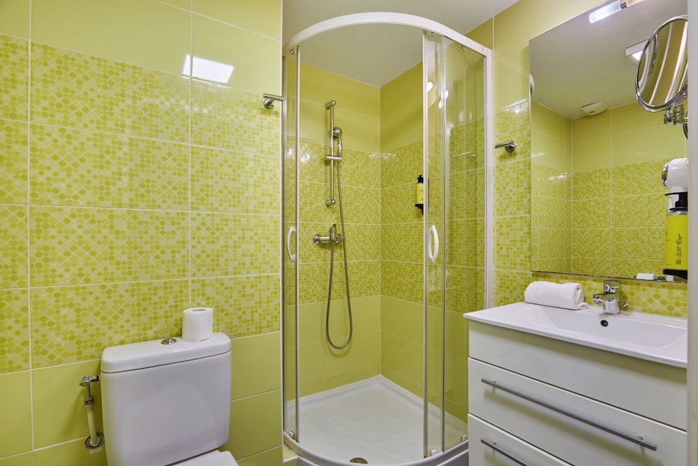 Appart hotel Odalys City Marseille Centre Parc Chanot Velodrome 50/50