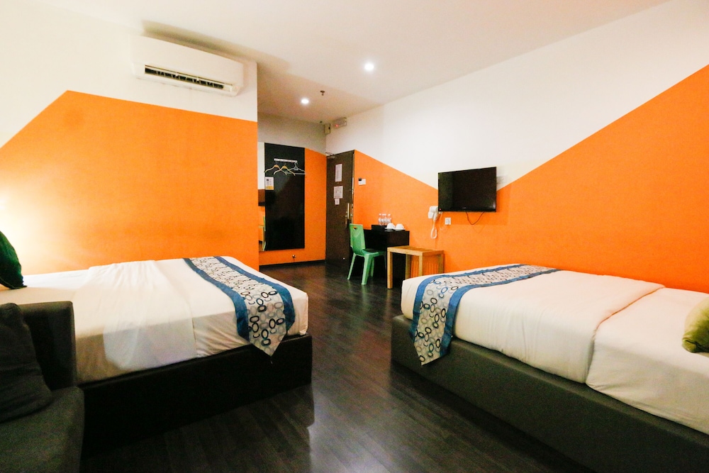 Swing & Pillows at Golden Roof Hotel Ampang, Ipoh 40/62