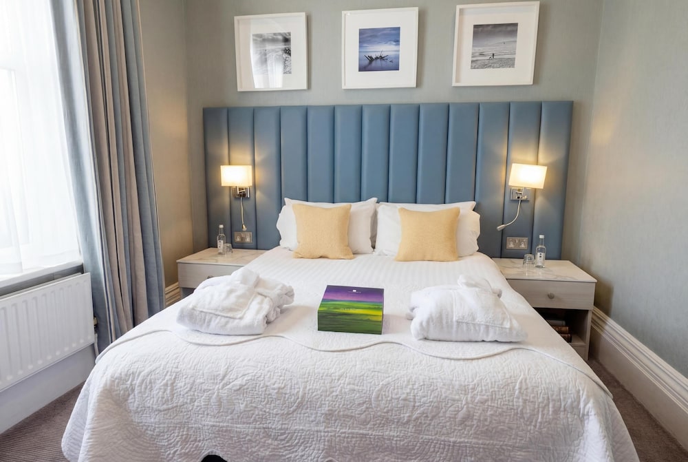 STANDARD, DOUBLE BED