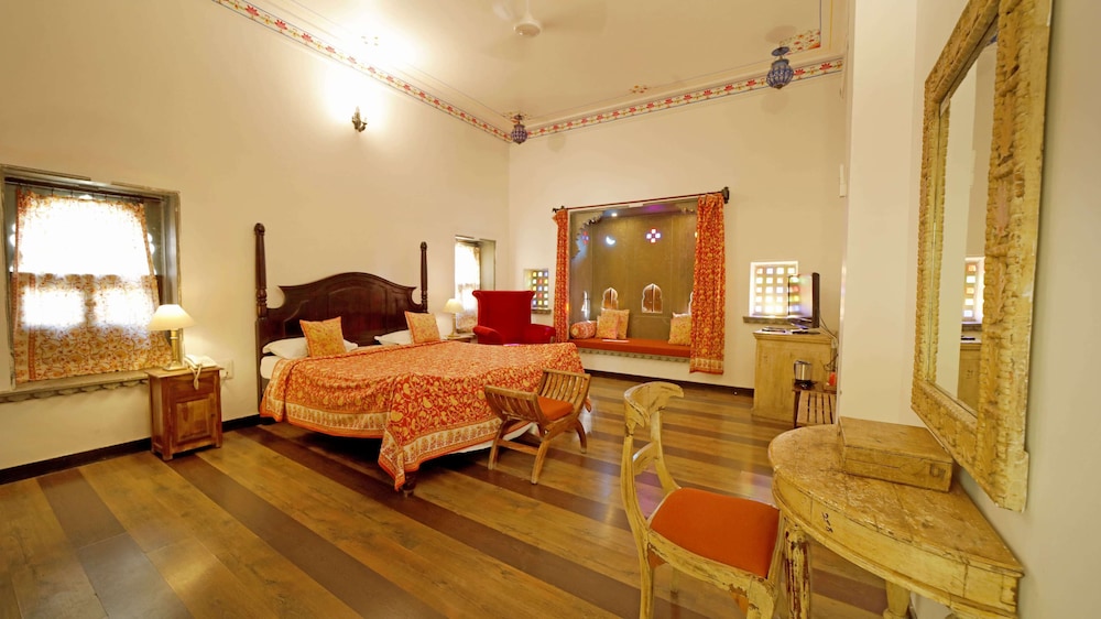 Hotel Udaigarh 38/57