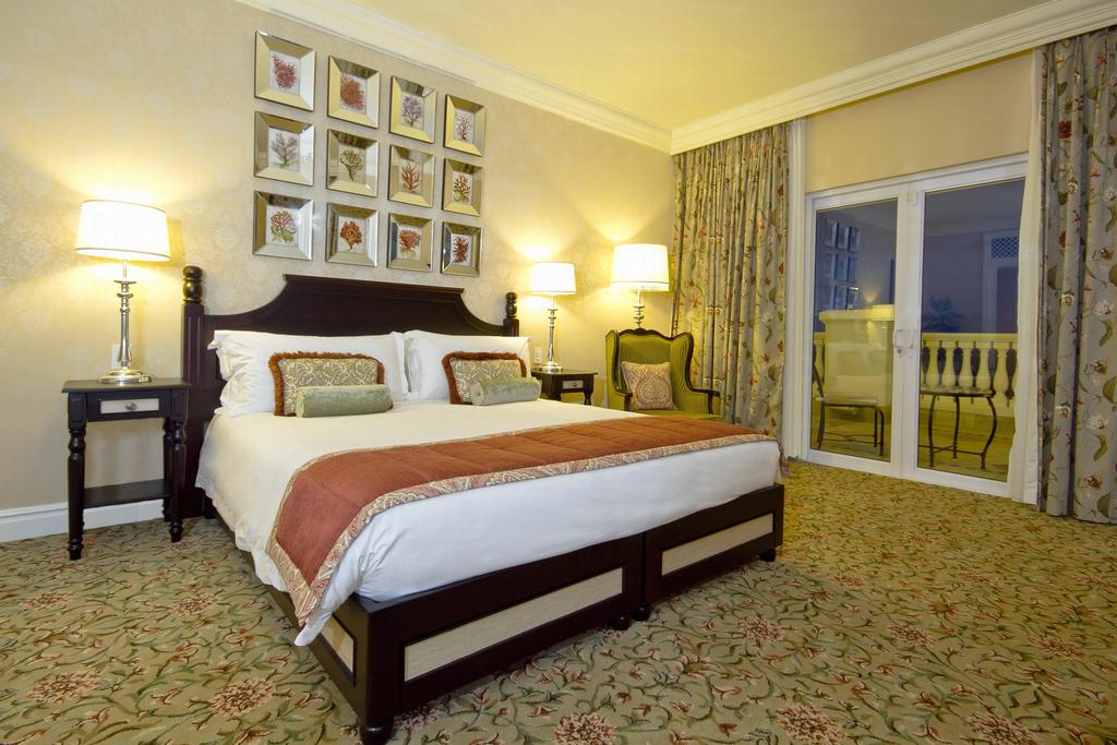 Luxury, Single, King Bed