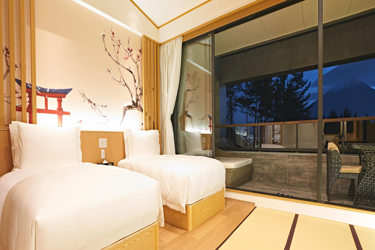 Kumonoue Fuji Hotel 14/24