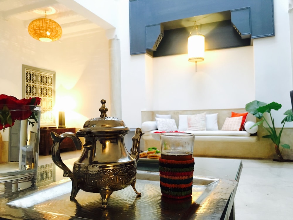 Riad Tawargit 33/50