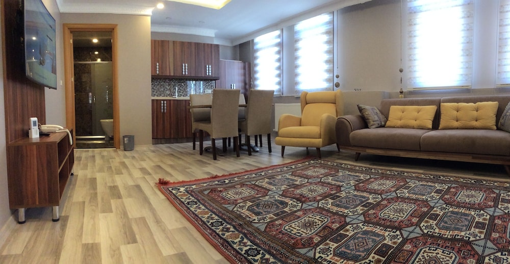 Hotel Yonca 43/52