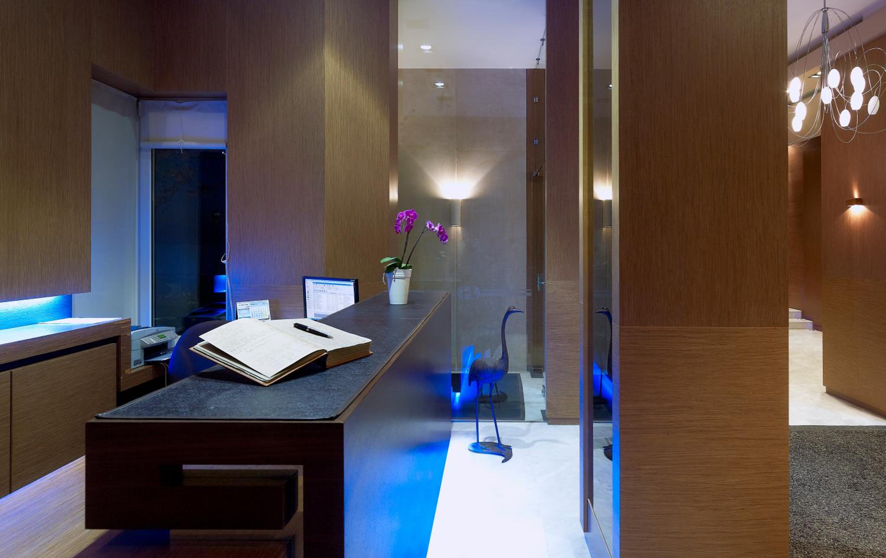 Irida Hotel 34/59